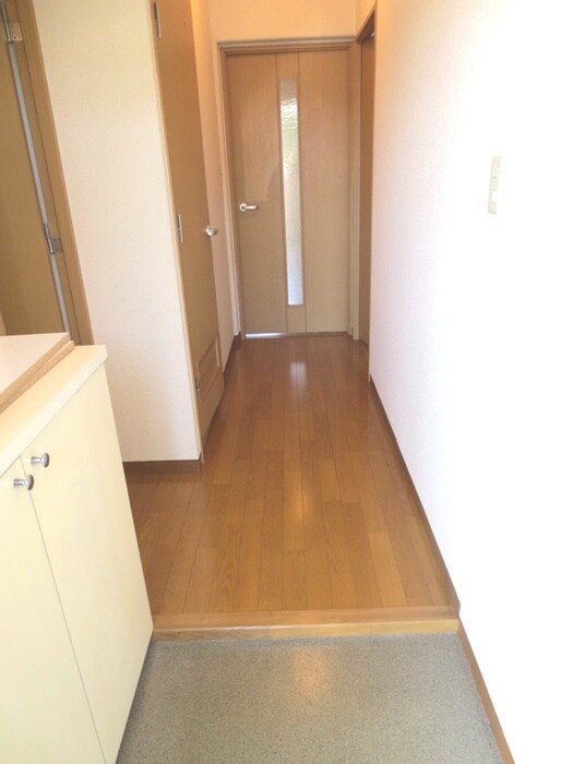 物件内観写真22　(玄関)