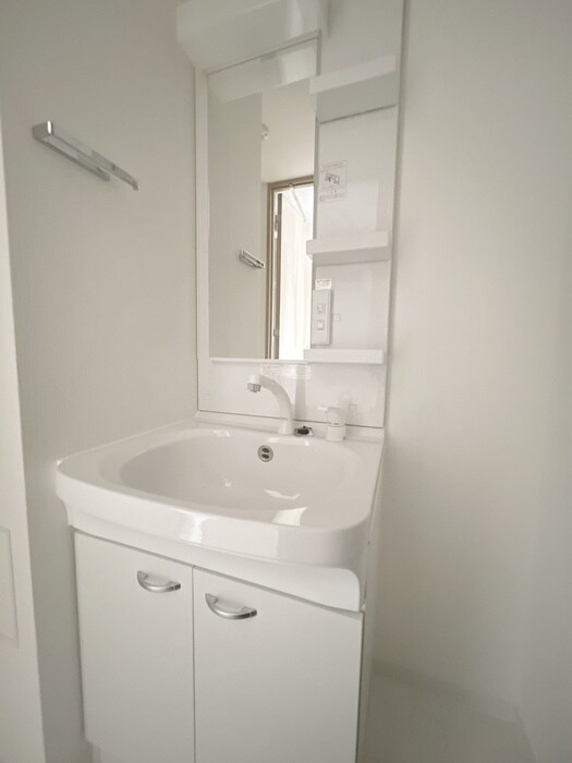 物件内観写真12　(洗面)