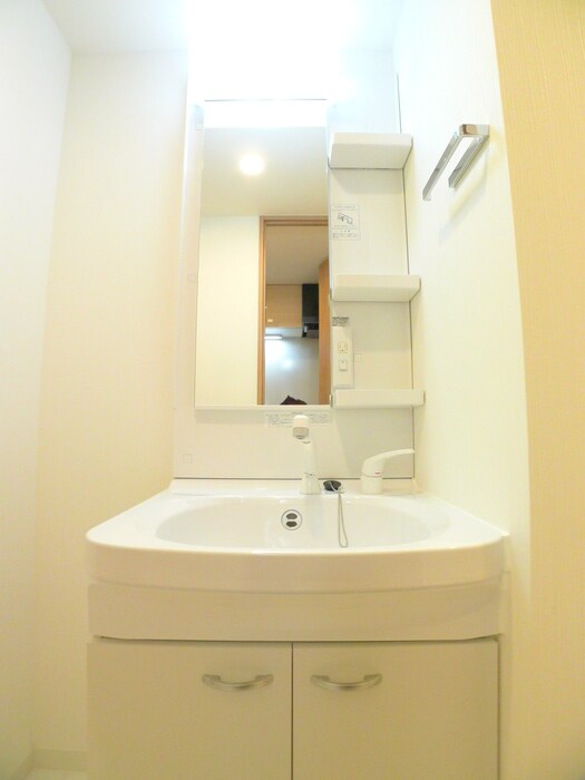 物件内観写真12　(洗面)