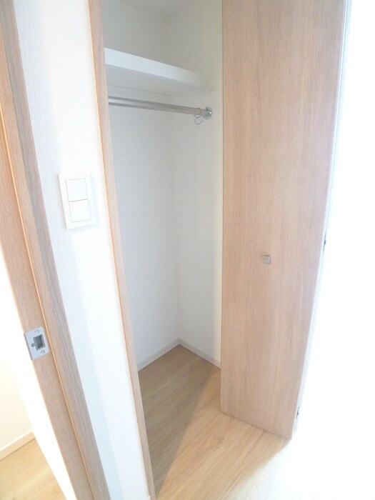 物件内観写真13　(収納)