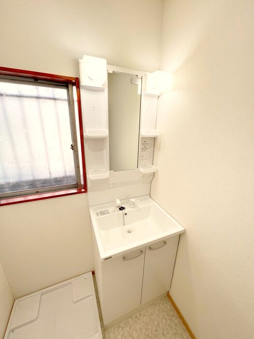 物件内観写真12　(洗面)