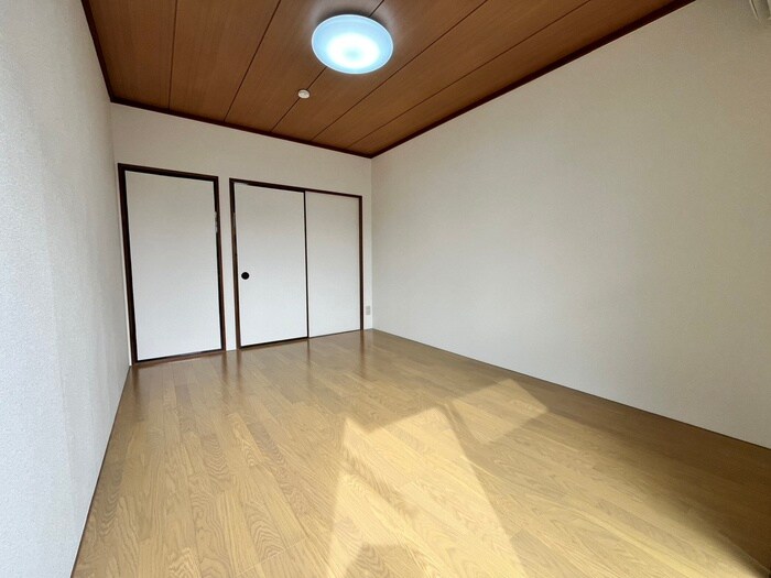 物件内観写真7　(居室)