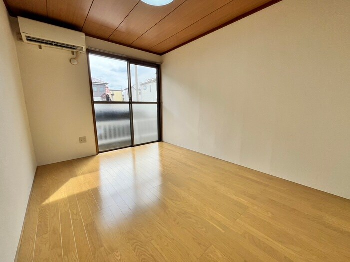 物件内観写真10　(居室)