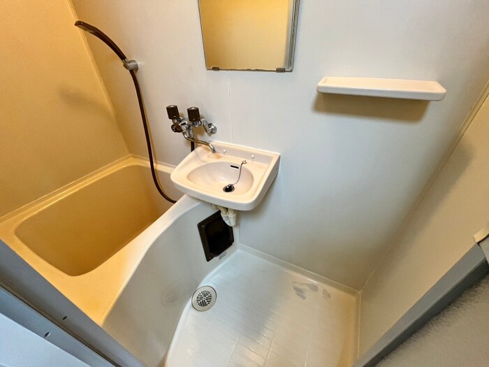 物件内観写真12　(バス／シャワールーム等)