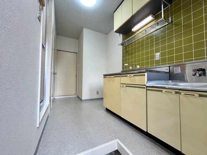 物件内観写真17　(廊下)