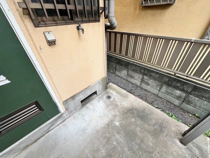 物件内観写真21　(洗濯機置場)