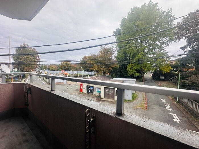 物件内観写真22　(室内からの展望)