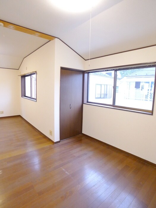 物件内観写真10　(居室)