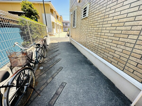駐輪場