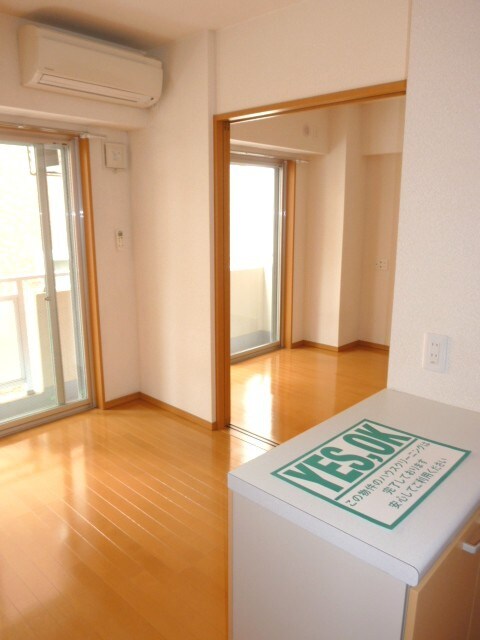 物件内観写真5　(室内からの展望)