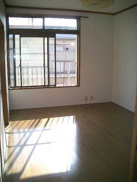 物件内観写真14　(居室)