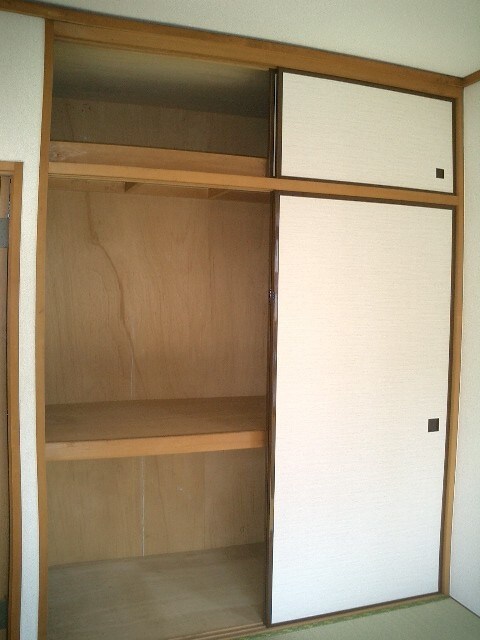 物件内観写真15　(収納)