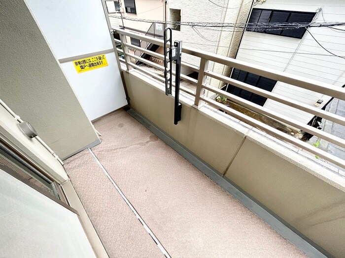 物件内観写真16　(ベランダ・バルコニー)