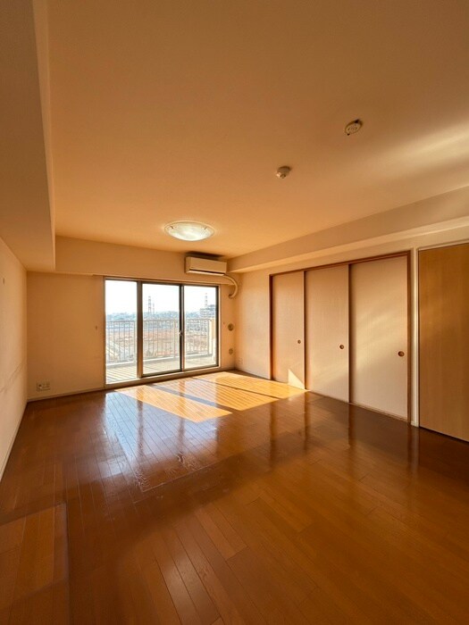 物件内観写真7　(居室)