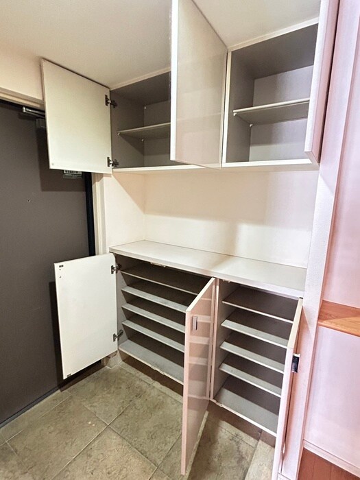 物件内観写真17　(靴箱)