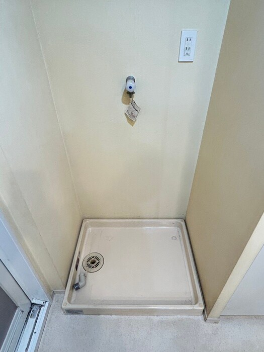 物件内観写真20　(洗濯機置場)