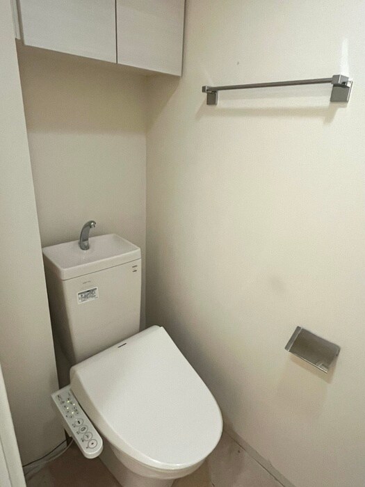 物件内観写真14　(トイレ)