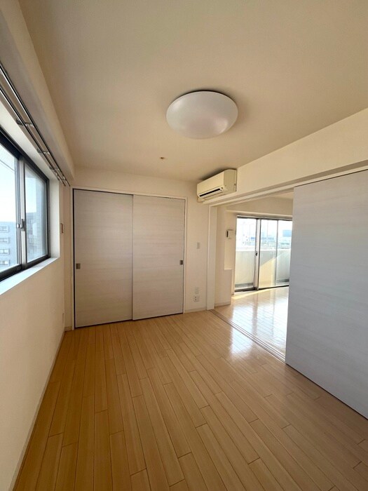 物件内観写真22　(居室)