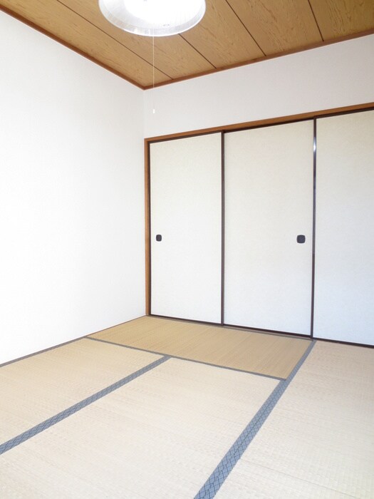 物件内観写真9　(居室)