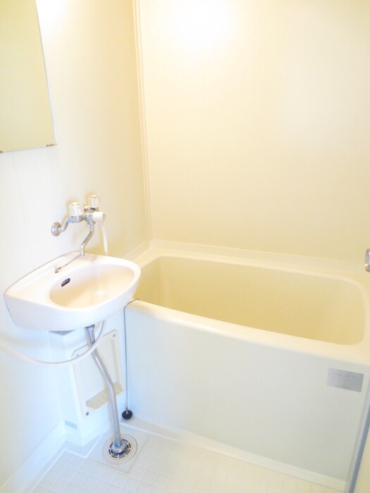 物件内観写真12　(バス／シャワールーム等)