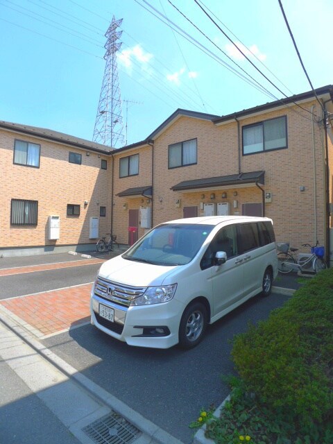 物件外観写真3　(駐車場)