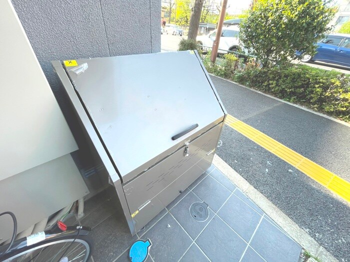 物件外観写真4　(建物設備)