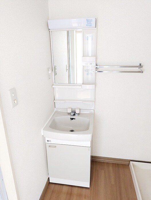 物件内観写真5　(洗面)