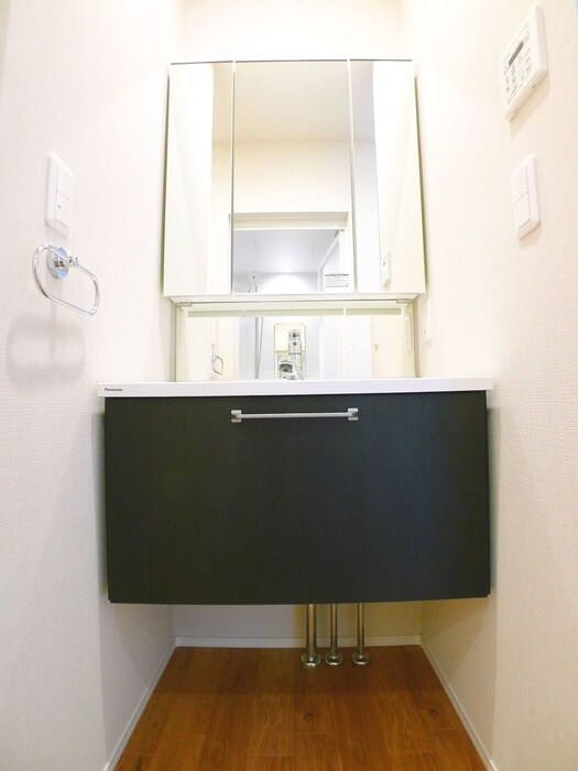 物件内観写真12　(洗面)