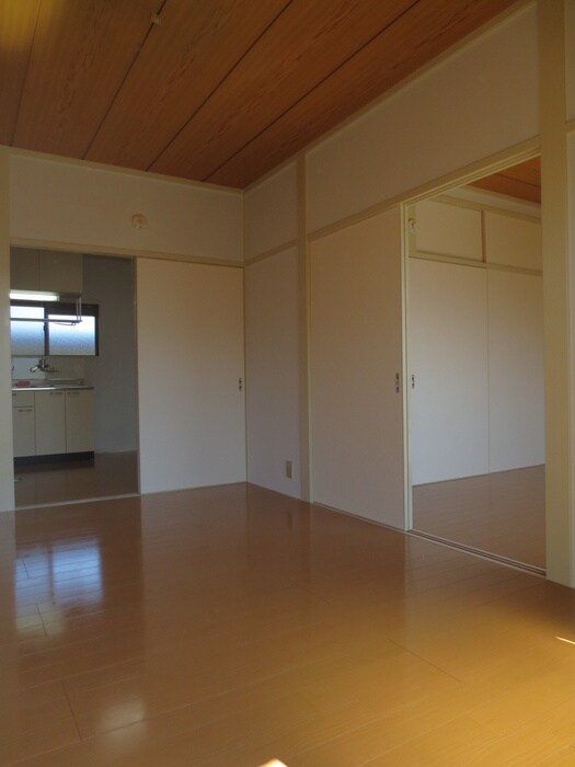 物件内観写真9　(居室)