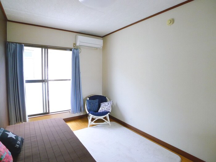 物件内観写真8　(居室)