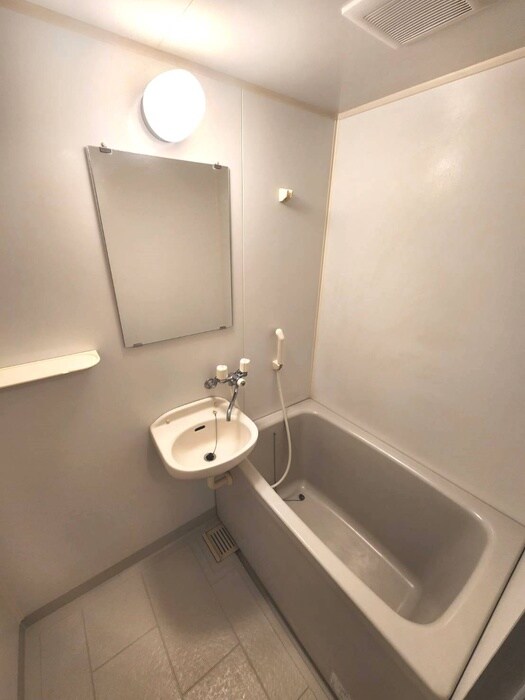 物件内観写真11　(バス／シャワールーム等)