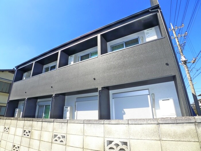 物件外観写真2　(外観写真)