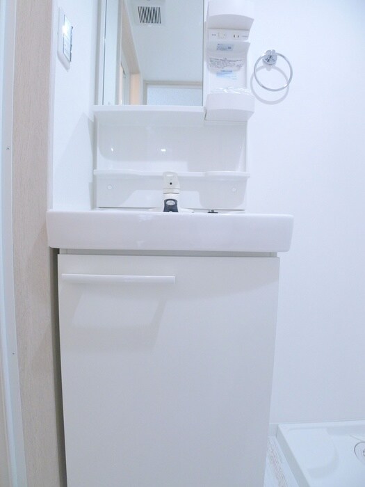 物件内観写真13　(洗面)