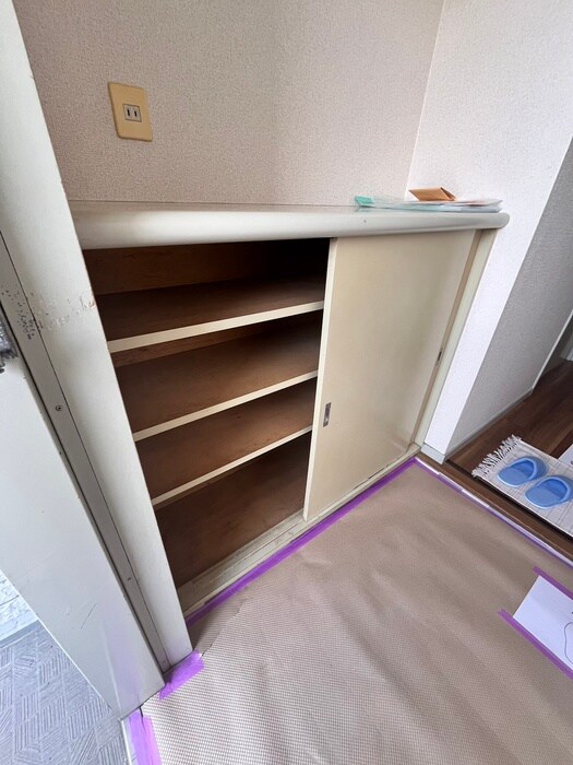 物件内観写真8　(靴箱)