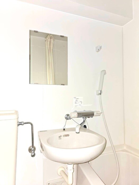 物件内観写真10　(洗面)