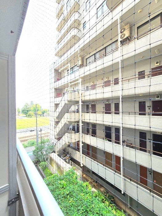 物件内観写真22　(室内からの展望)