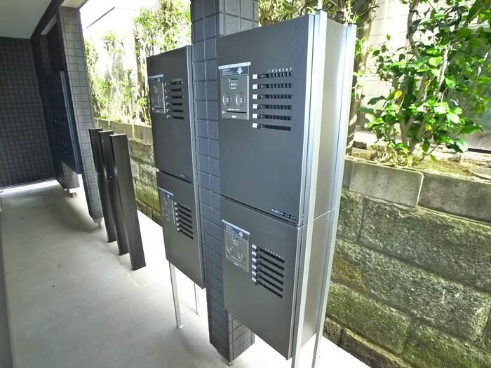 物件外観写真6　(建物設備)