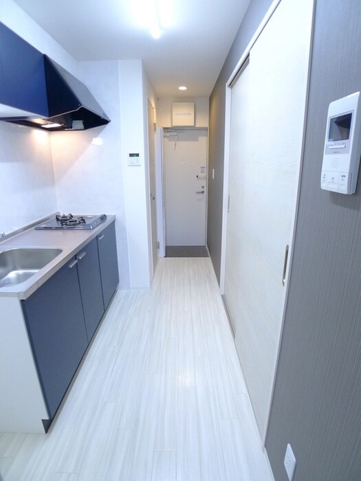 物件内観写真16　(玄関)