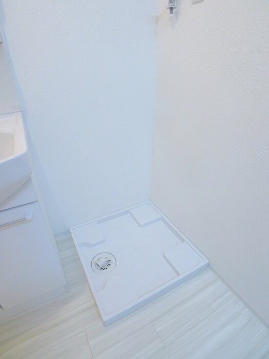 物件内観写真18　(洗濯機置場)