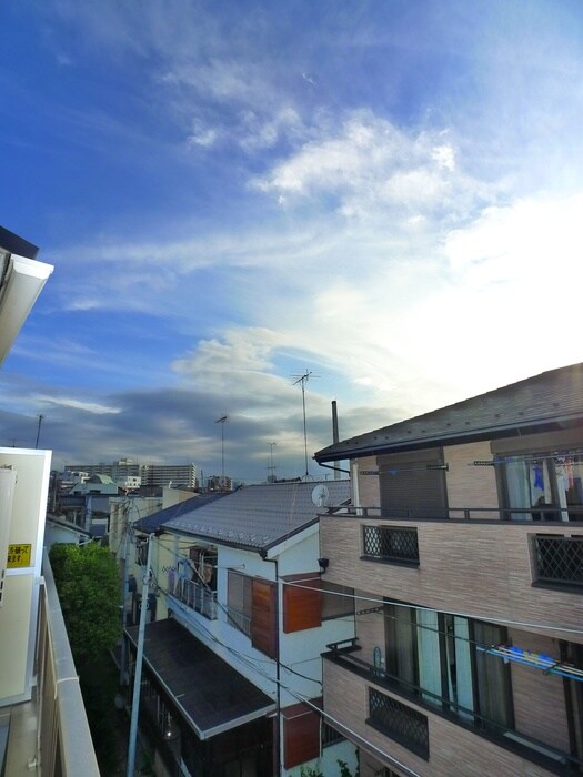 物件内観写真22　(室内からの展望)