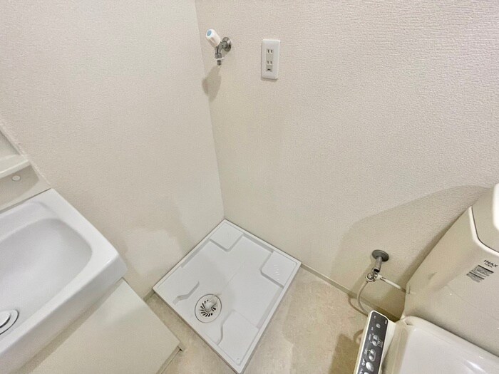 物件内観写真19　(洗濯機置場)