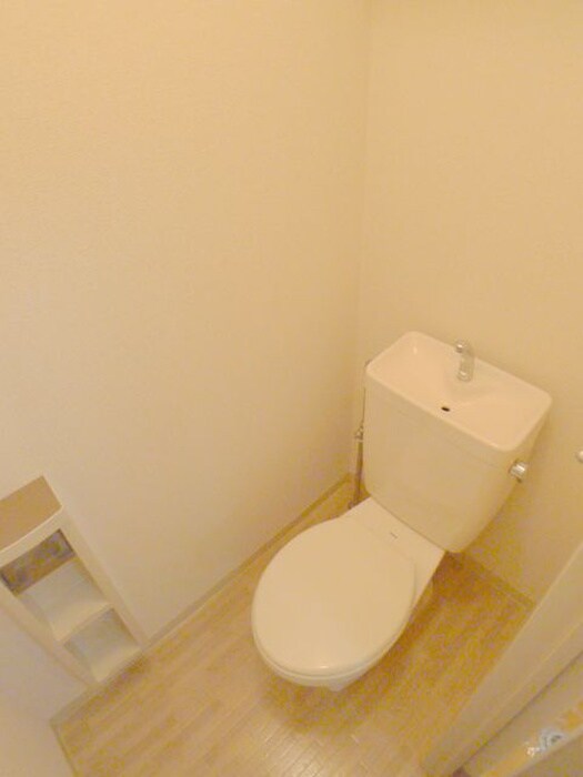 物件内観写真10　(トイレ)