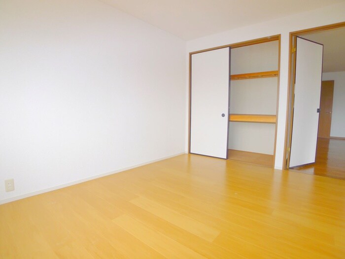 物件内観写真17　(居室)