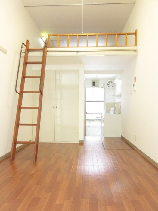 物件内観写真8　(居室)