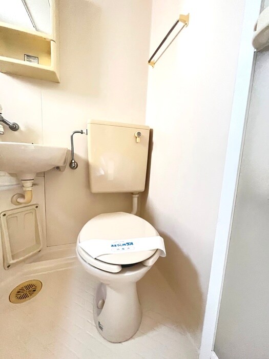 物件内観写真12　(トイレ)