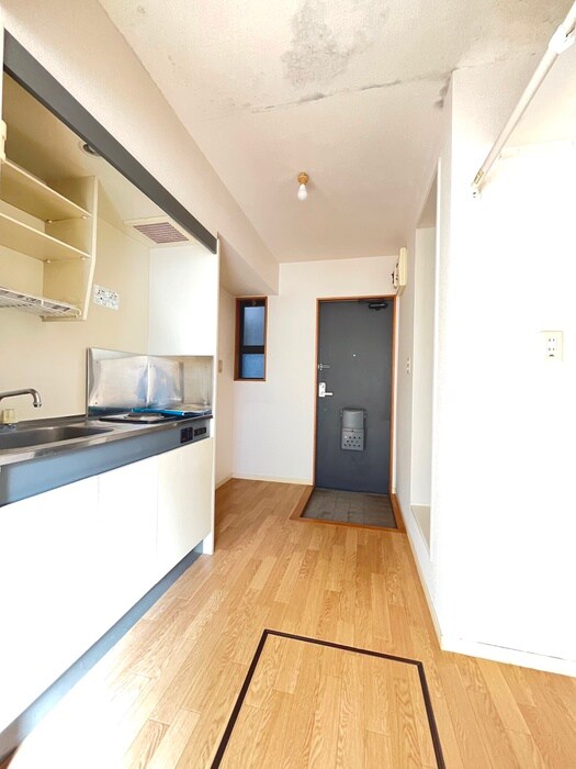 物件内観写真15　(廊下)