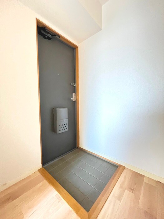 物件内観写真15　(玄関)