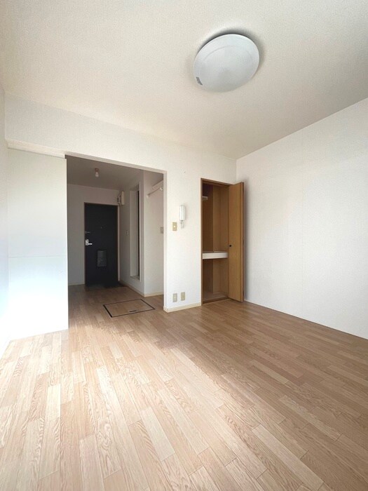 物件内観写真18　(居室)