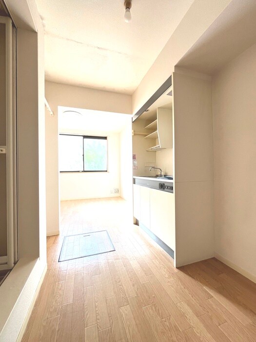 物件内観写真19　(廊下)