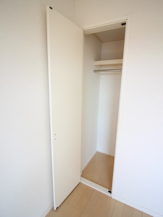 物件内観写真10　(収納)
